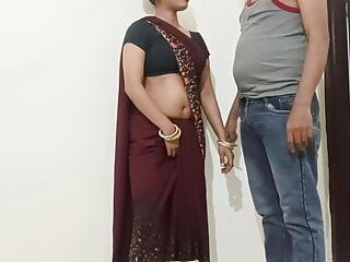 Bhabhi desi kampung India curang suaminya gawo ke dever ko telefon karkar bulaya takut seks anjing kiya audio hindi yang jelas