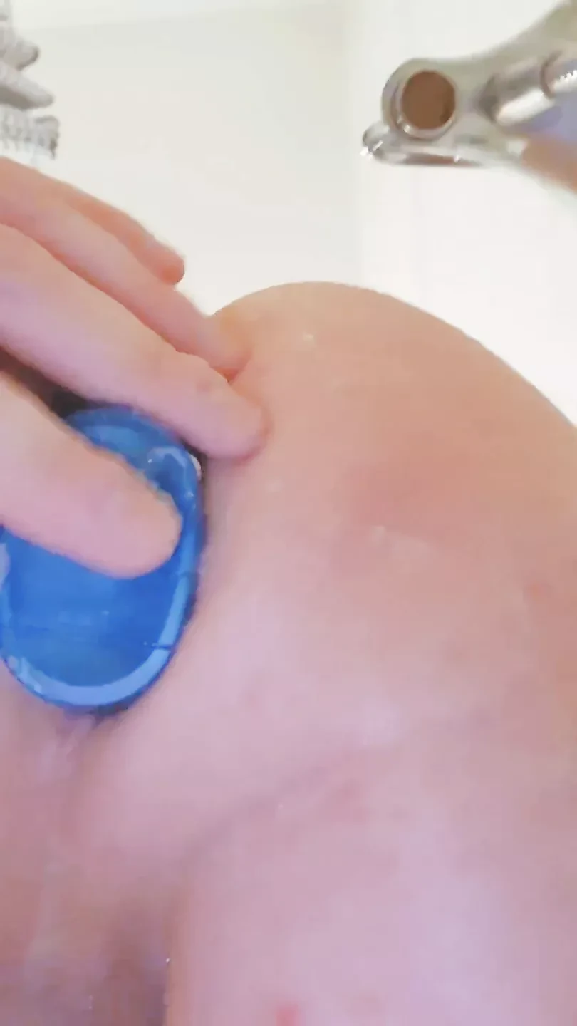 Playin with a my shower gel