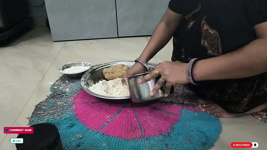 Tight Pussy Indian Stepmom Rough fucked by Horny Boy Viral Video