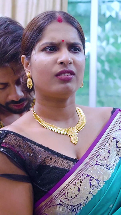 Desi debar ne bhabhi ko đột nhiên pakar liya hindi phim xanh dekhte hue phim đầy đủ (chơi tay ba) | Đoạn video ngắn 1