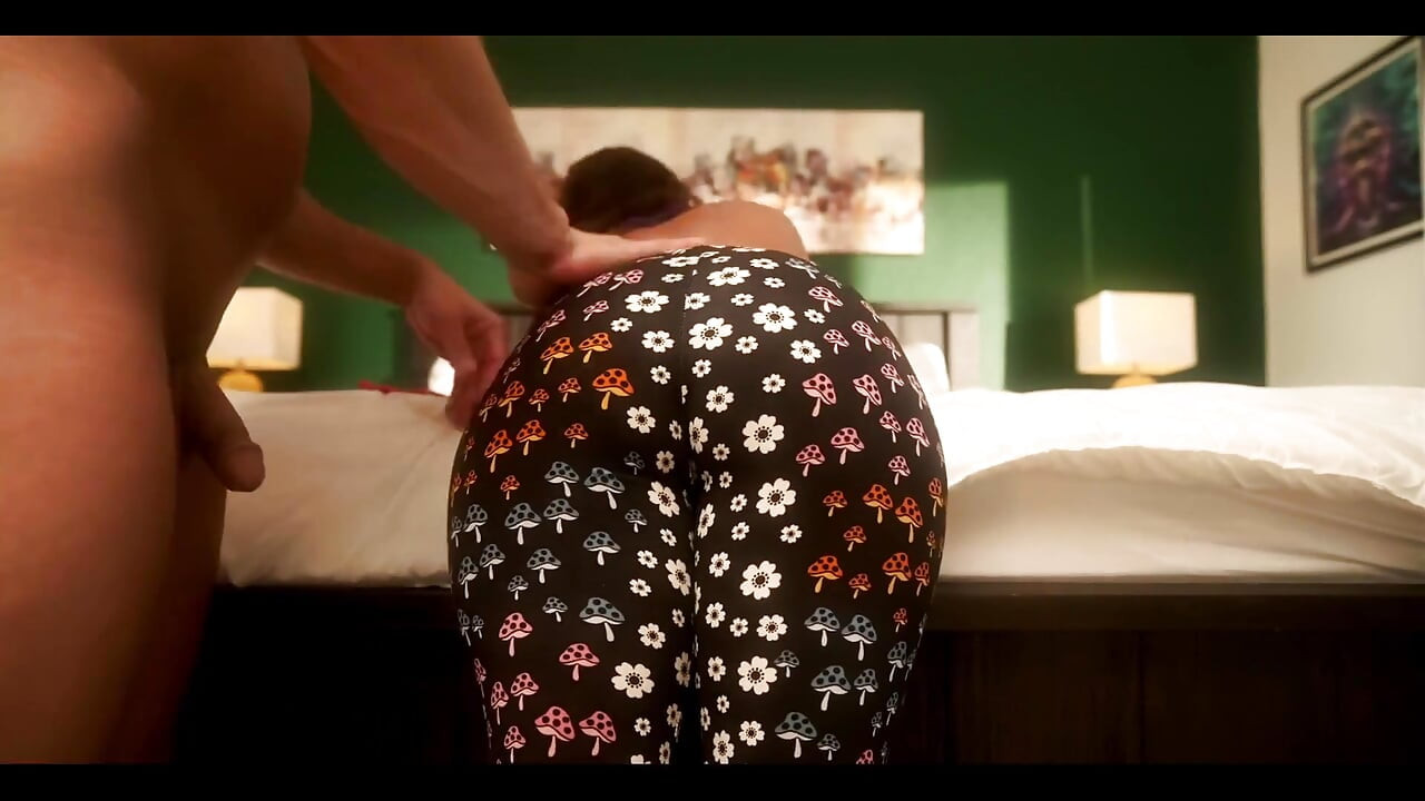 מזיין אותה עם דילדו