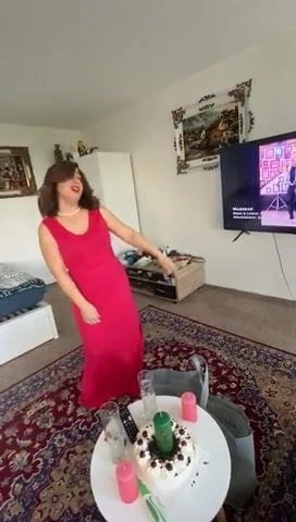 Elnaz taghavi
