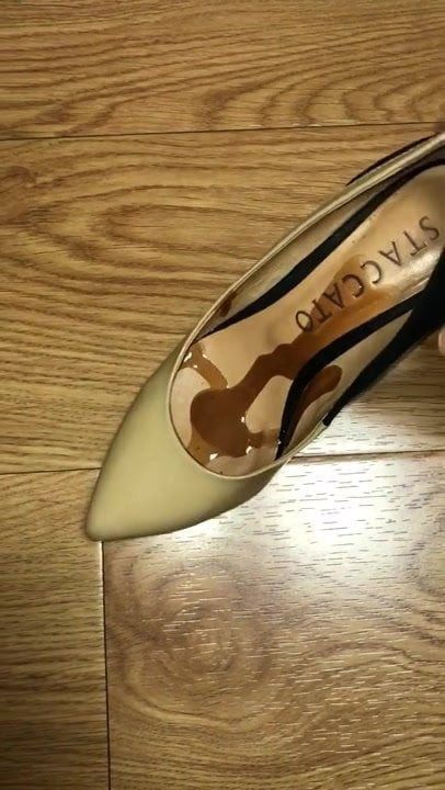Highheel after cumming