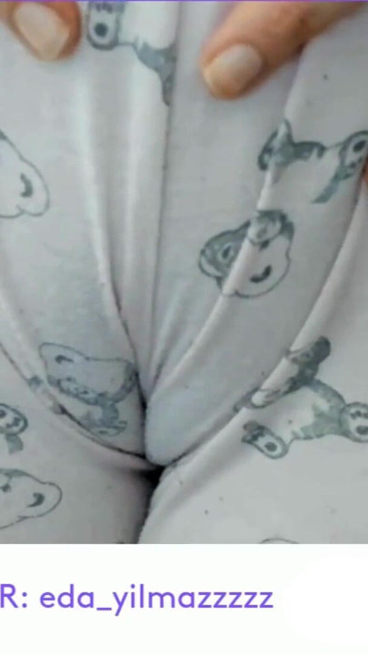 CAMELTOE- PUFFED PUSSY- SWOLLEN PUSSY- PAJAMAS | Clip 1