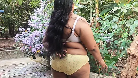 Beautiful Desi Girl Getting Nude Outside in the Garden