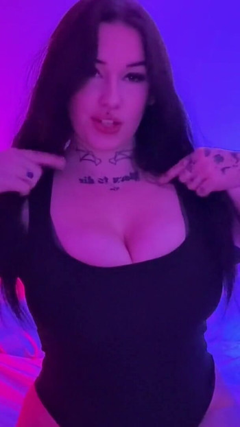 Must-see moment from "Big tits JOI"