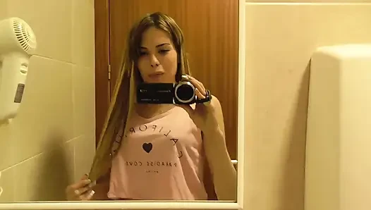 Macarena Lewis makes me cum twice when I wake up