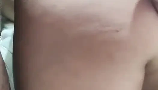 Büyük götlü Gulf kızı götten sikiliyor yeni Arap seksi