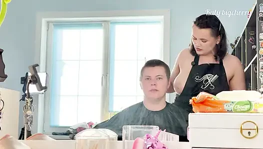 Stepmom hairdresser let me jerk off and fuck her