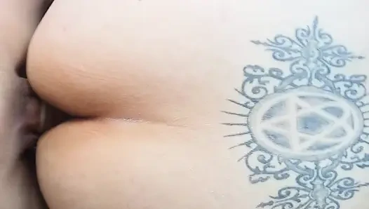 Ich meine Mitbewohnerin