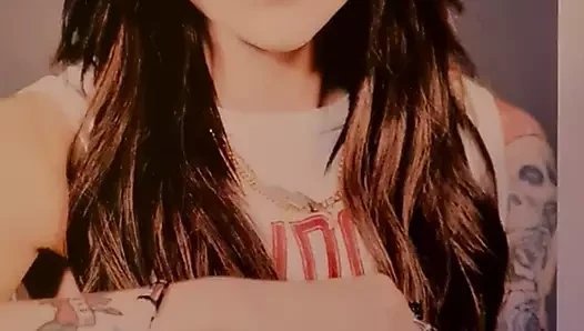 Amy Macdonald boşalıyor