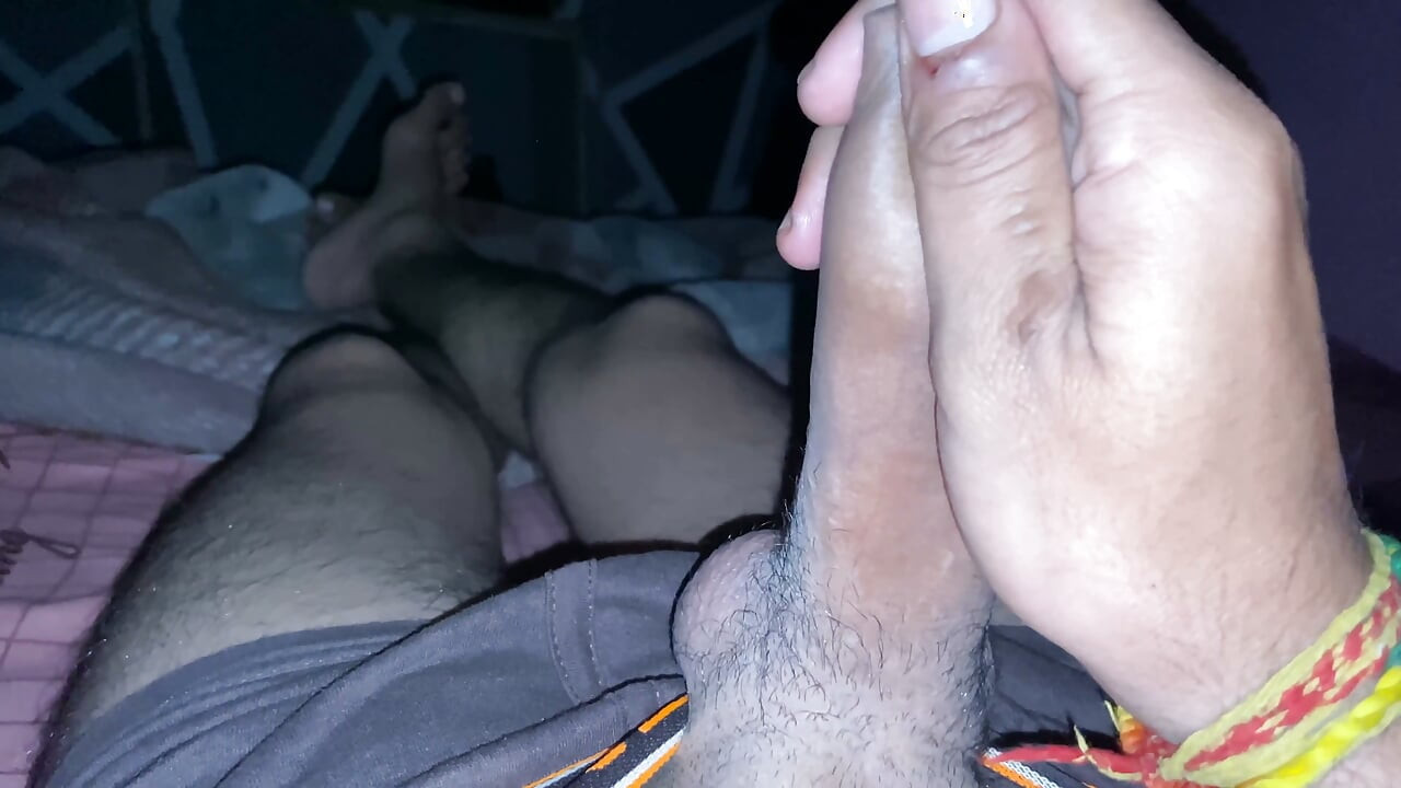 모든 뻣뻣한 땅의 유령이 전염을 즐겼다.
