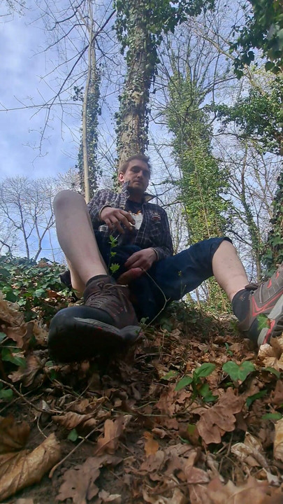 Me jerking outdoor