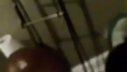 Büyük siyah yarak mastürbasyon yapıyor