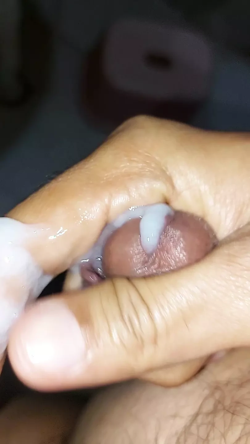 2. gün mastürbasyon yapıyor çünkü evli kadın bugünlük sikiliyor