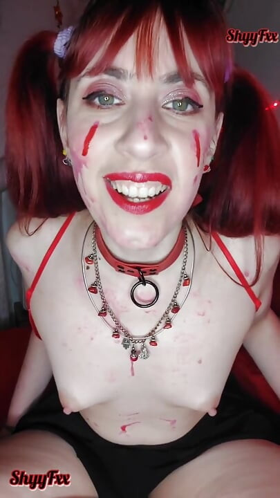 Shyyfxx Rdhtte Kommer Ind I Huset Hos En Meget Farlig Final JOI Halloween