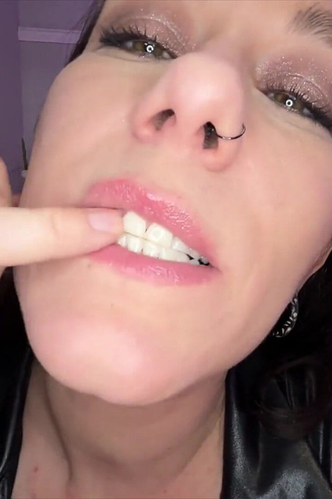 Swallowed Whole by a Hungry Giantess