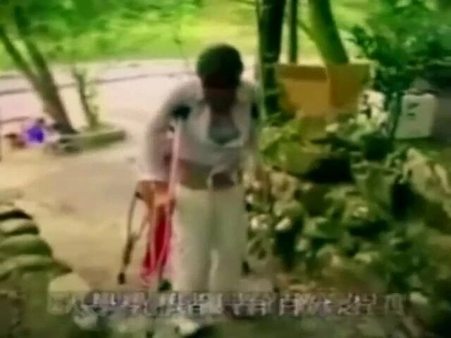 Crutches, stairs and climbing