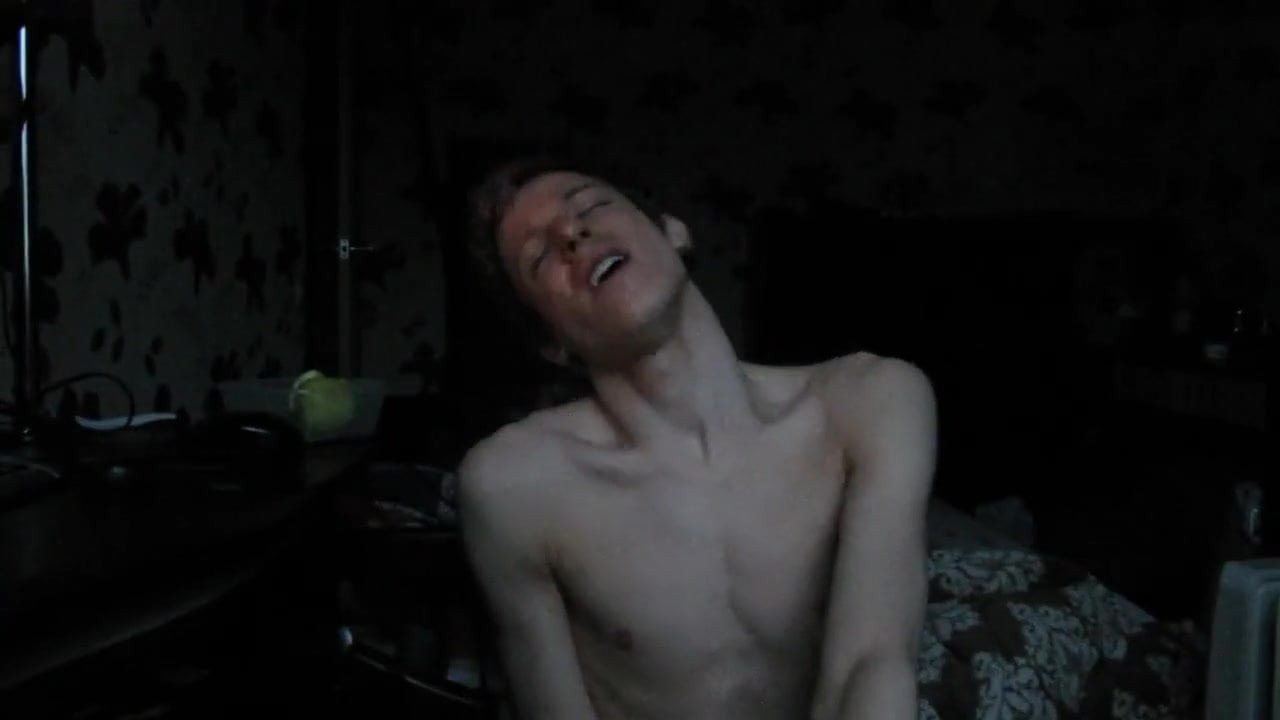 TWINK IS ALWAYS HUNGRY FOR RAW COCK