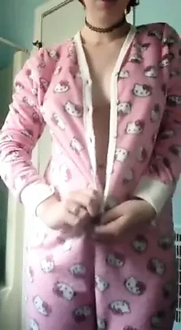 Presenting her hot body