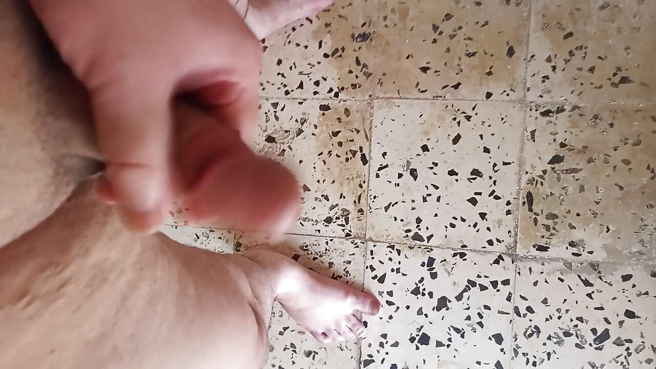 I woke up in the morning and quickly masturbated and ejaculated
