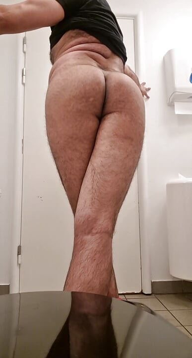 Fóllame y luego lame mi culo antes de que se active tu polla y quiera follar mi culo