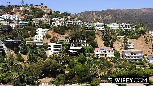 WIFEY schwanz-durstige hotwife tiffani time wird von zwei massiven BBCs doppelt gefickt