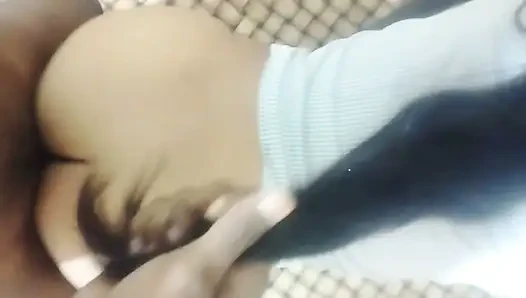 Apni sali ko raat me chudai ki