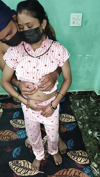 नई शादीशुदा जोड़ी की पहली बार काउगर्ल और मिशनरी स्टाइल में हार्ड फकिंग, चूत चाटना, लंड चूसना, निप्पल प्ले वाली पूरी सेक्स वीडियो