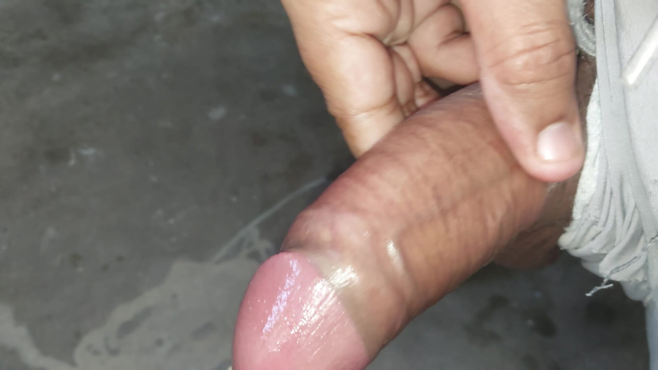 ビッグコックの黒人少年がビッグペニスを演奏している