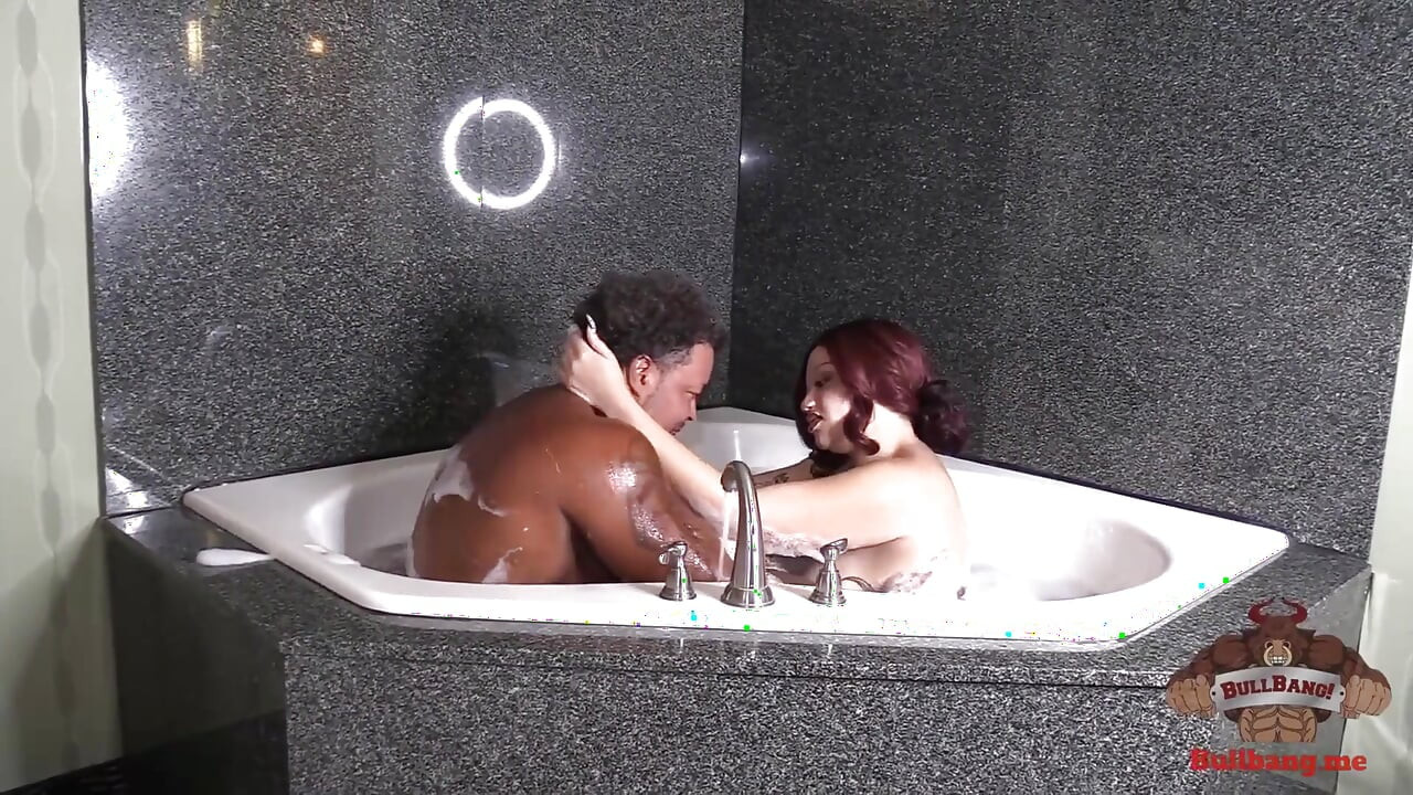 Karaibski nowicjusz w jacuzzi