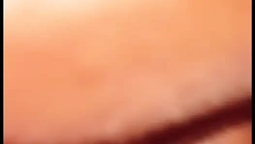 desi ehefrau mit großen möpsen lutscht
