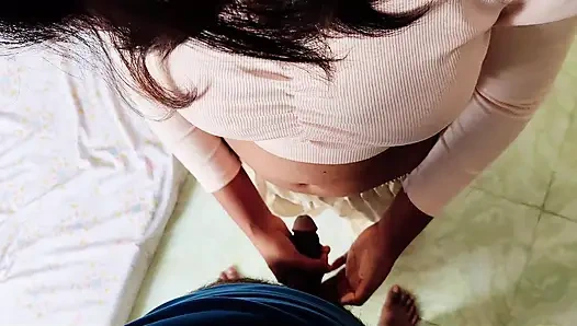 Gadis kampus seksi Kolkata memberiku muka terbaik karena tinggal di rumahku sebagai tamu yang membayar