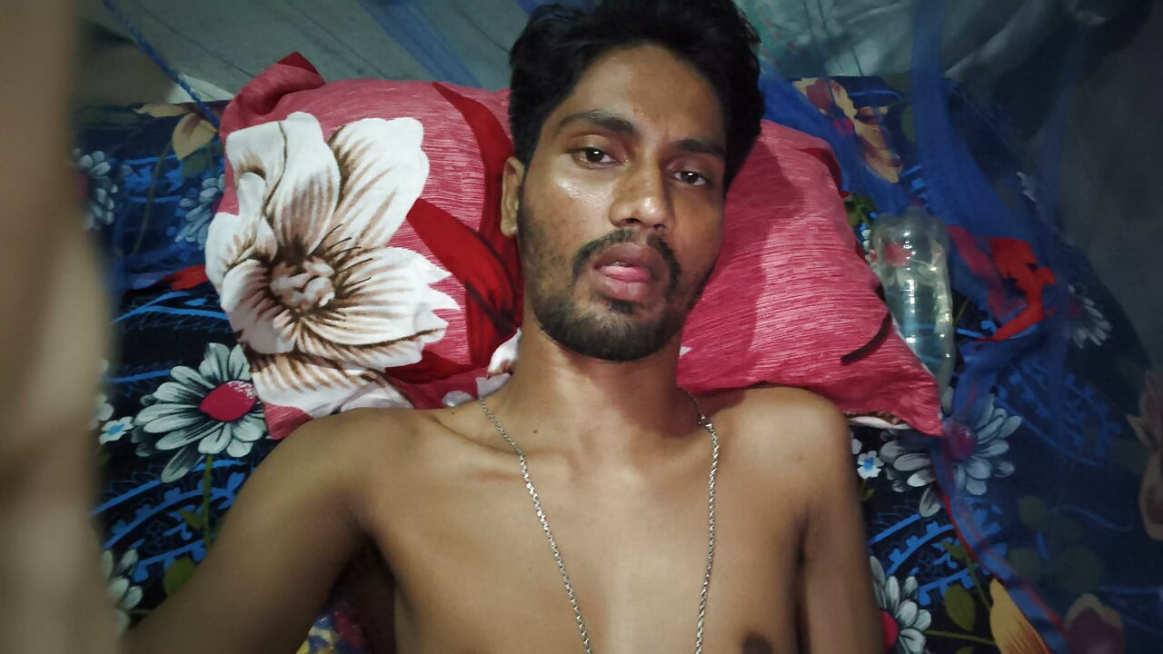 I'm lying in bed and enjoying myself