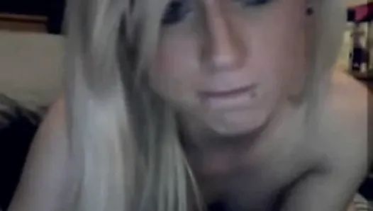 Cute blonde webcam