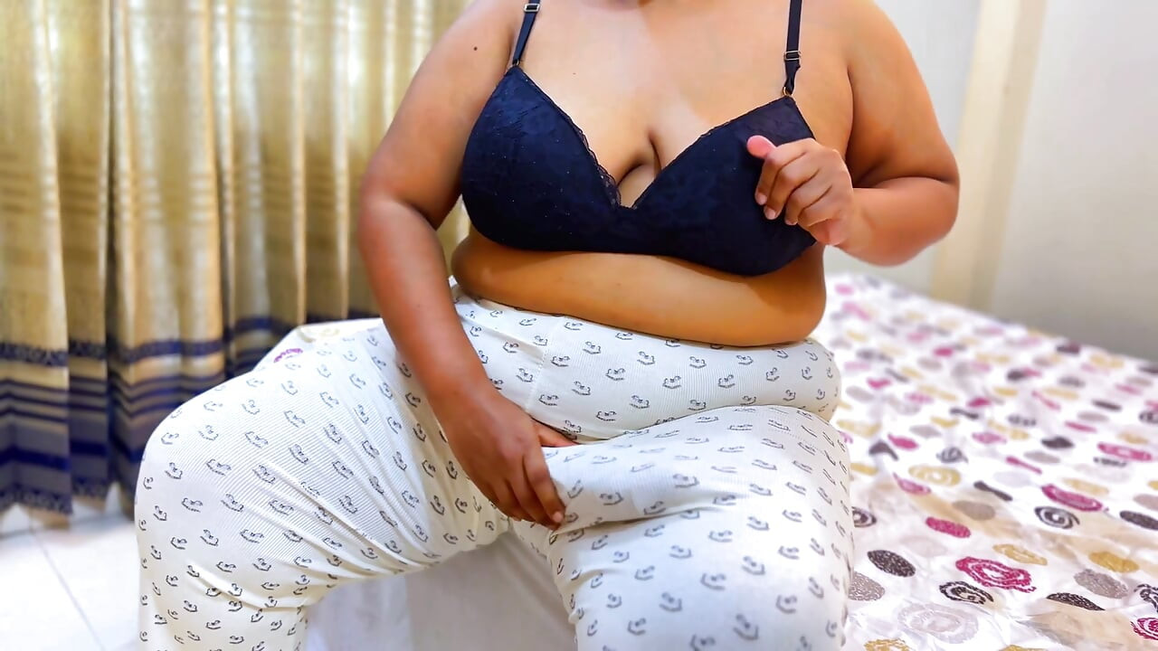 bare mote land vaali hot sauteli mammi ko sautele bete ne pakra - starpon dvara mahila se kinnar tak