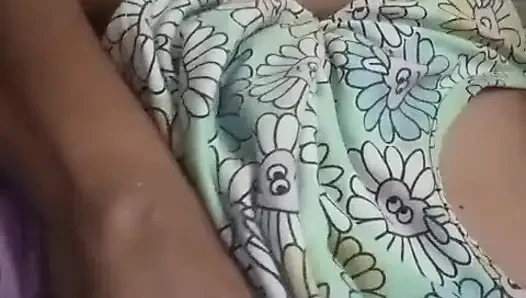 Adik tiri terlambat ke gym. Hanya Beberapa Menit Tersisa untuk Pemanasan