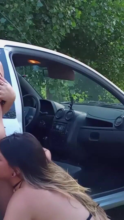 ผัวไม่เข้าใจว่าทําไมฉันถึงเชิญเพื่อนมาพักร้อนของเรา คลิป 3