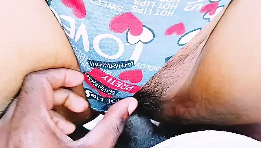 Индийская студентка в первый раз трахает соседа Stepuncle Telugu грязные разговоры.