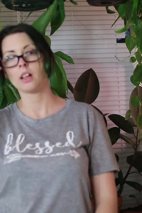 Stepmom Gets Your Dick Pic