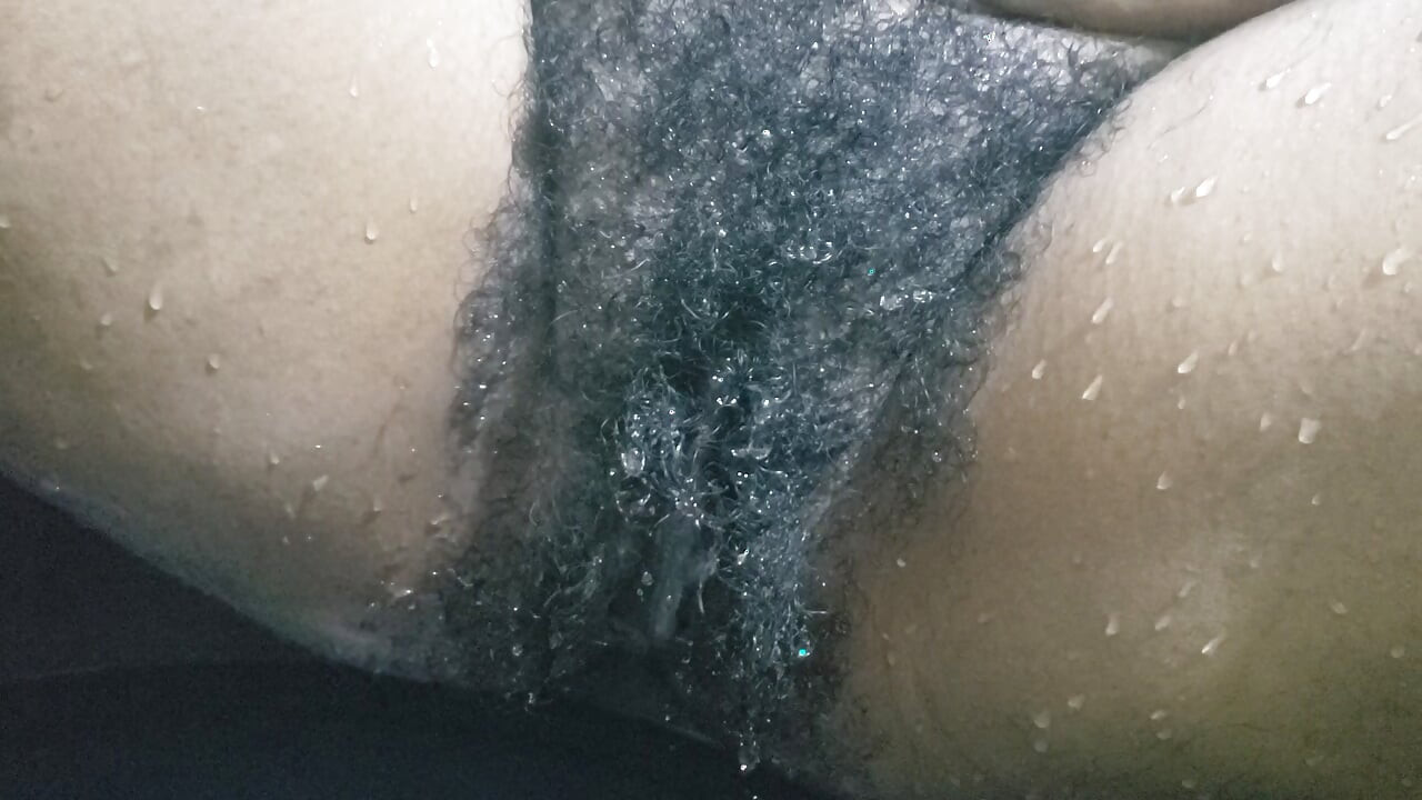 Homemade Sex Under the Waterfall, Hot Wife Big Pussy & Hairy Pussy Close up Carrying