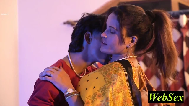 Indian Beautiful Cuckold Wife Amazing Hot Sex! Sakki Husband