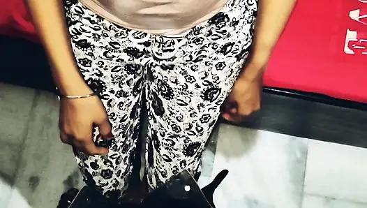 Indian wife pussy cream and squirt fuck with another man