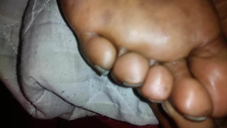 EBONY SOLES CLOSE UP 2017