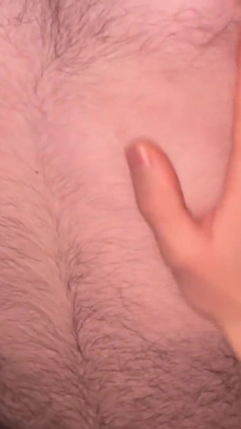 Le gros fait le boulot. | Clip 1