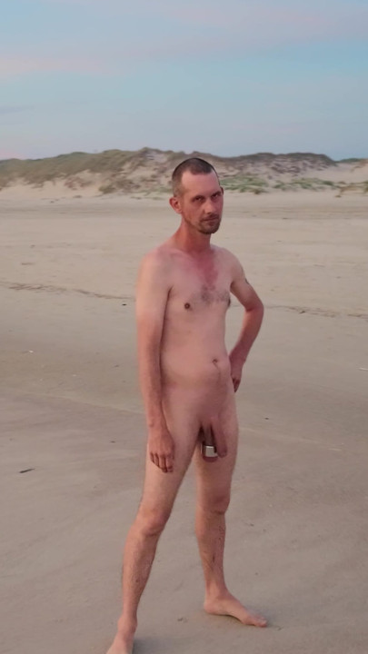 Lonly Beach