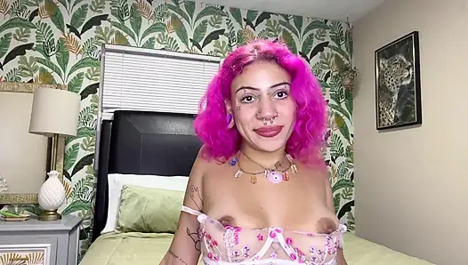 Die tussi-hure Nali marie neckt dich wieder