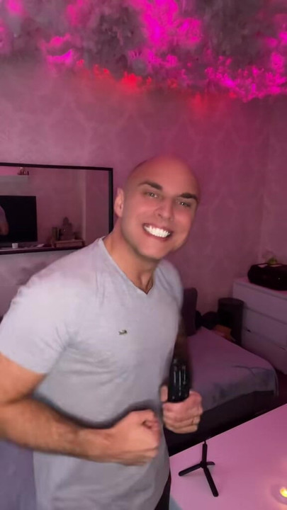 Bersyukurlah dalam hidup untuk perkara-perkara kecil dan anda akan berkembang positif 
Saya suka melayan awak