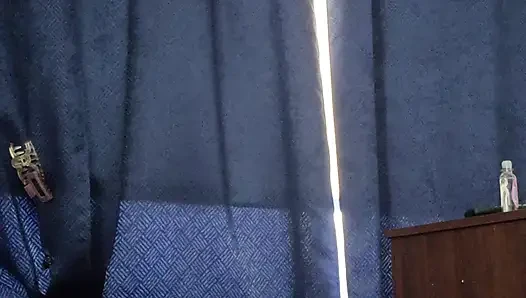 Büyük zenci yarağı boşalması gereken spor salonundan sonra kalın ve azgın