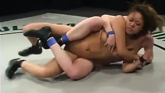 Grappler (1-2) si Kalajengking (0-1)